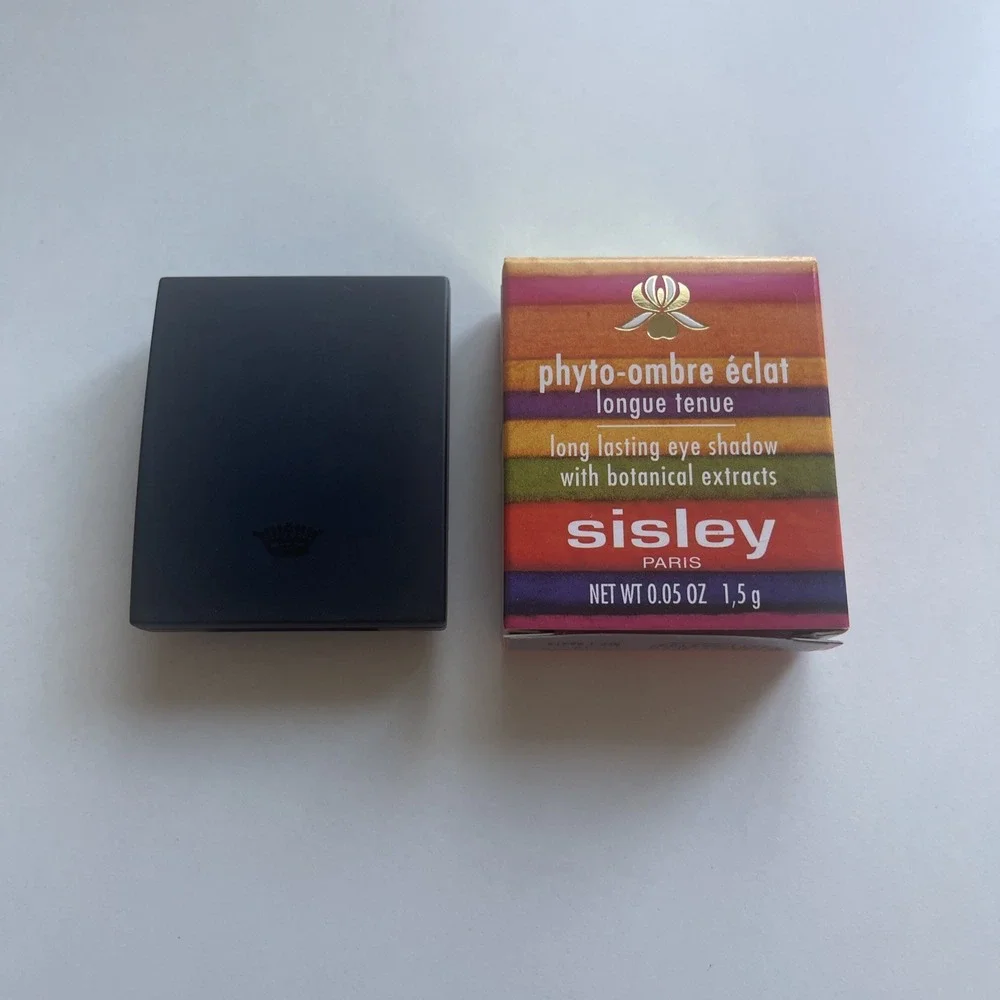 Sisley Phyto-Ombre Eclat Eye Shadow - Deep Lavender 13 - .05 oz / 1.5 g - Picture 4 of 7